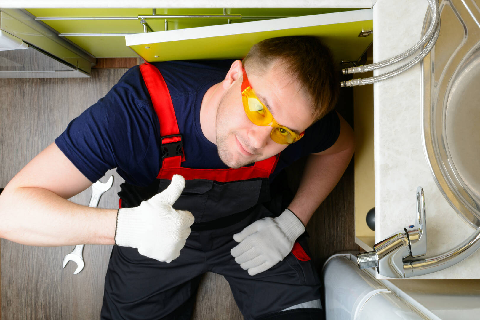 Roto-Rooter Plumbing  Water Cleanup Provides Water Damage Restoration in Columbus